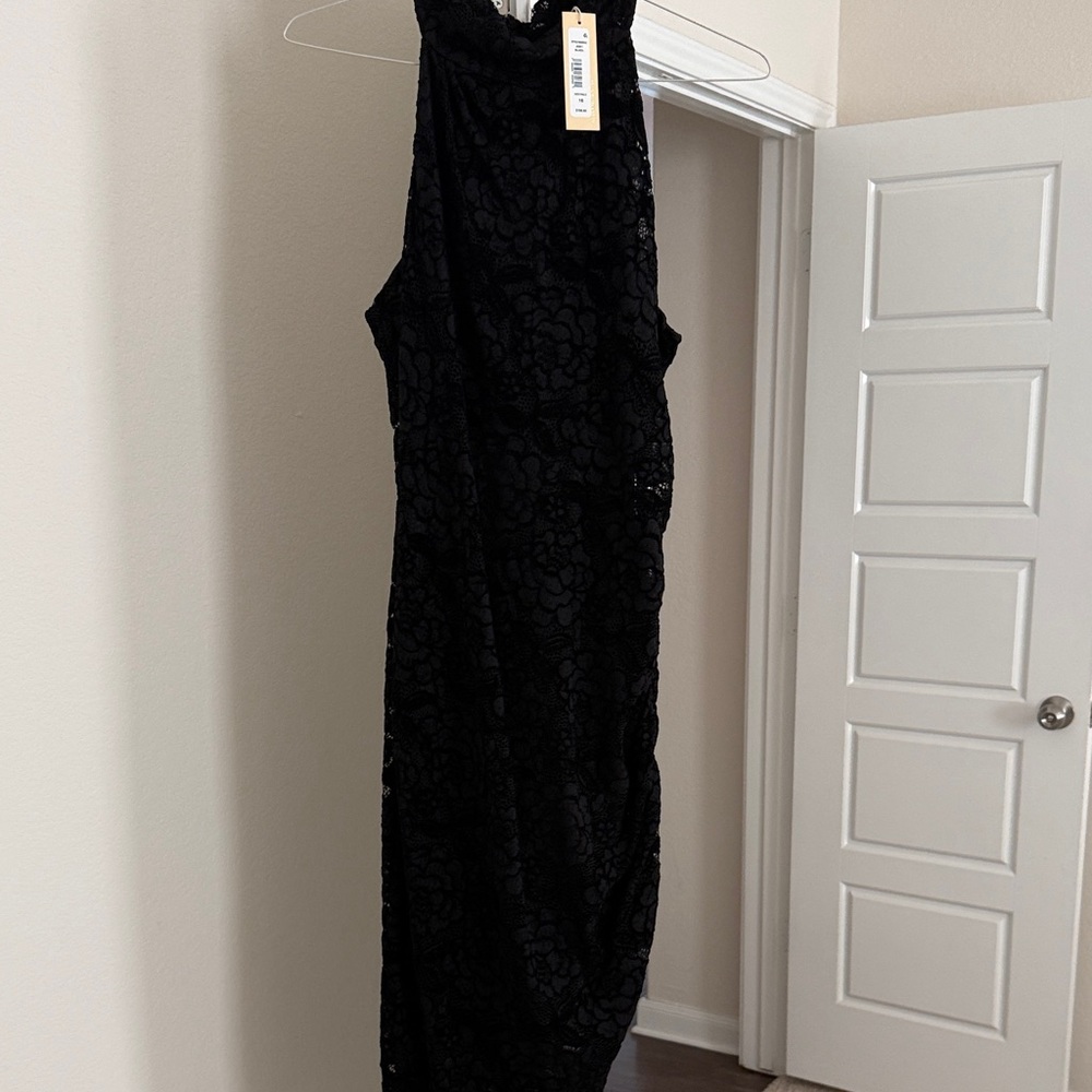 Jewel Badgley Mischka Elegant Black Lace Dress